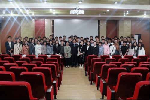 喜報 | 測繪社團指導中心榮獲“武漢大學學生社團工作先進集體”稱號，測繪服務再添新彩